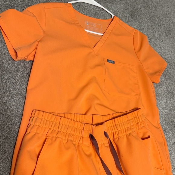 Figs Papaya Scrub Set - Picture 2 of 3